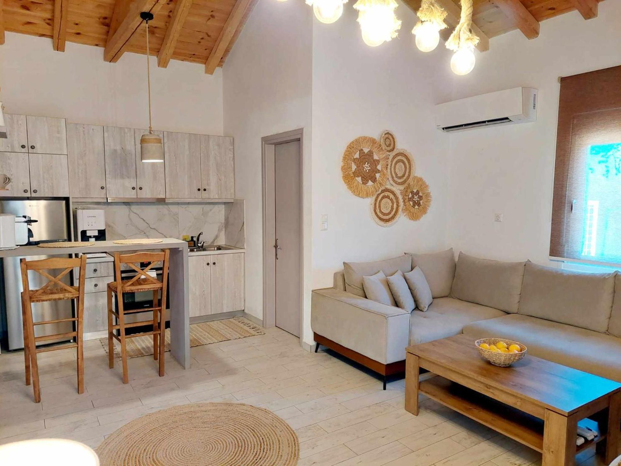 Maya Apartments, Modern And Convenient Apartments With Private Parking Skiathos-stad Buitenkant foto