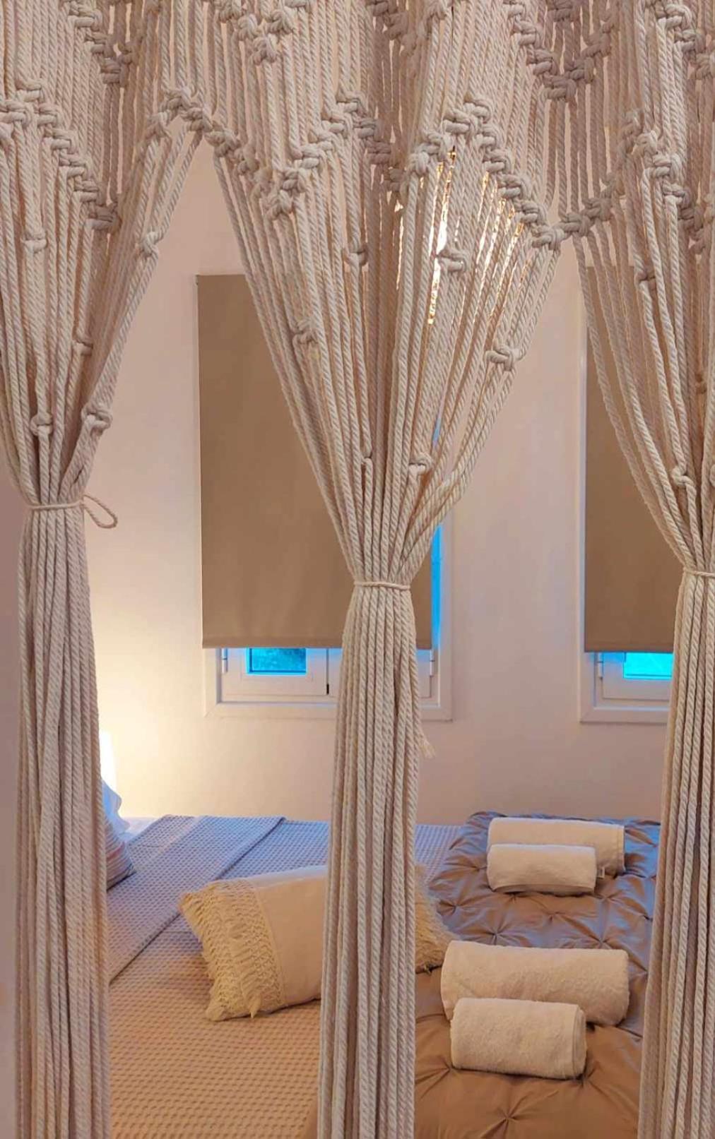 Maya Apartments, Modern And Convenient Apartments With Private Parking Skiathos-stad Buitenkant foto