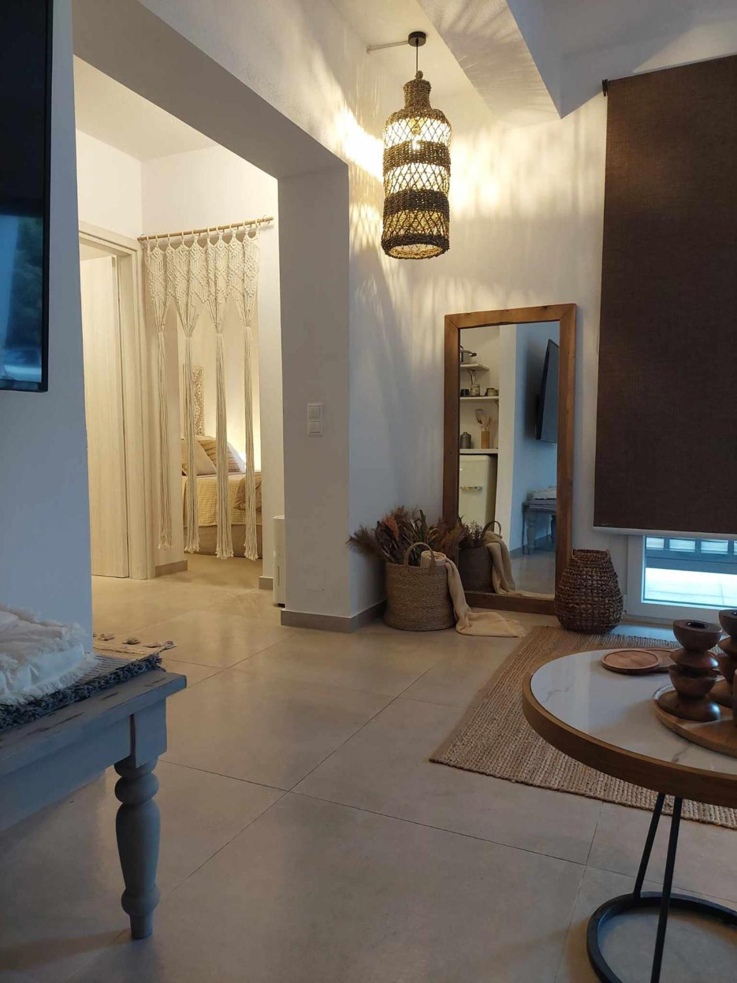 Maya Apartments, Modern And Convenient Apartments With Private Parking Skiathos-stad Buitenkant foto