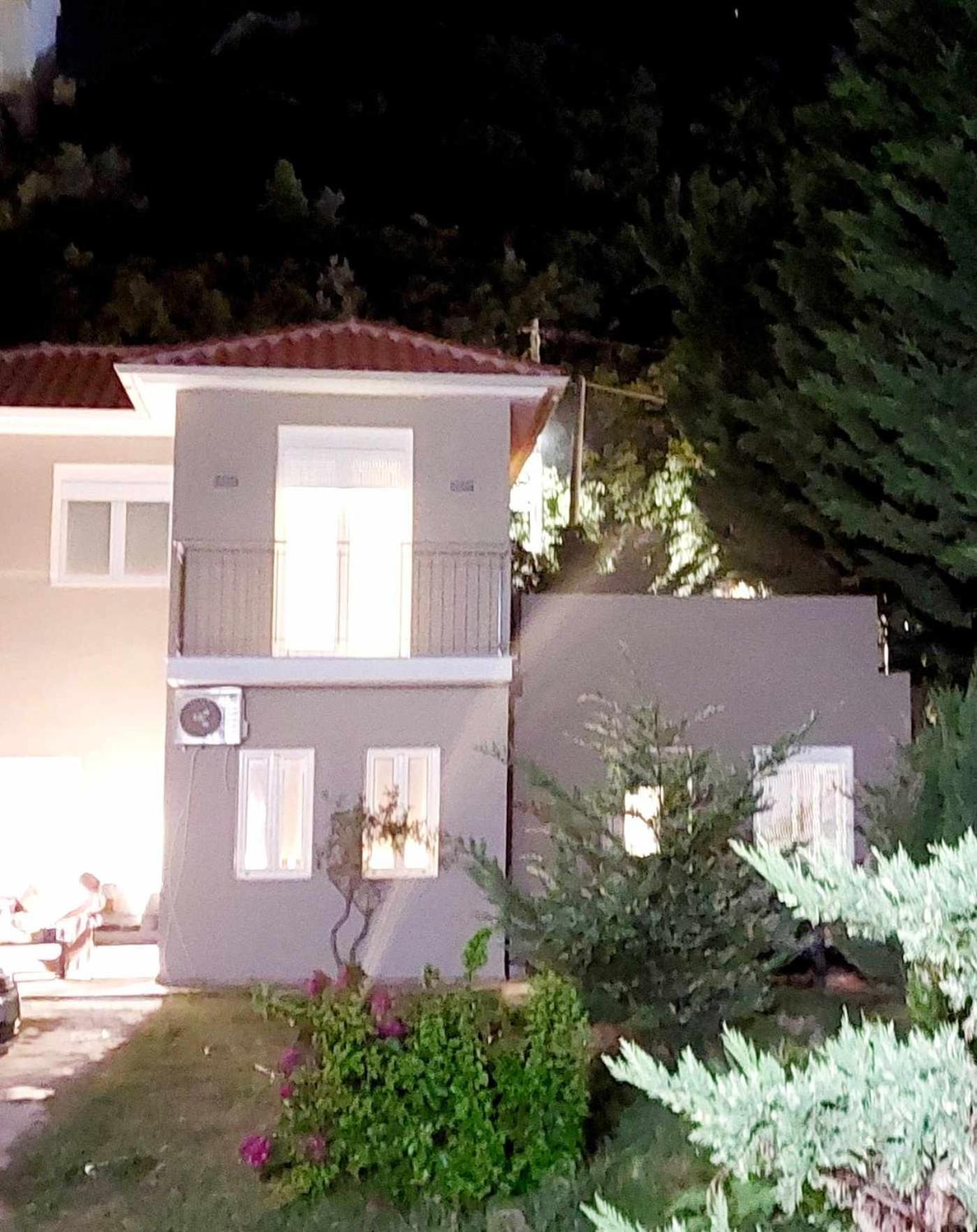 Maya Apartments, Modern And Convenient Apartments With Private Parking Skiathos-stad Buitenkant foto