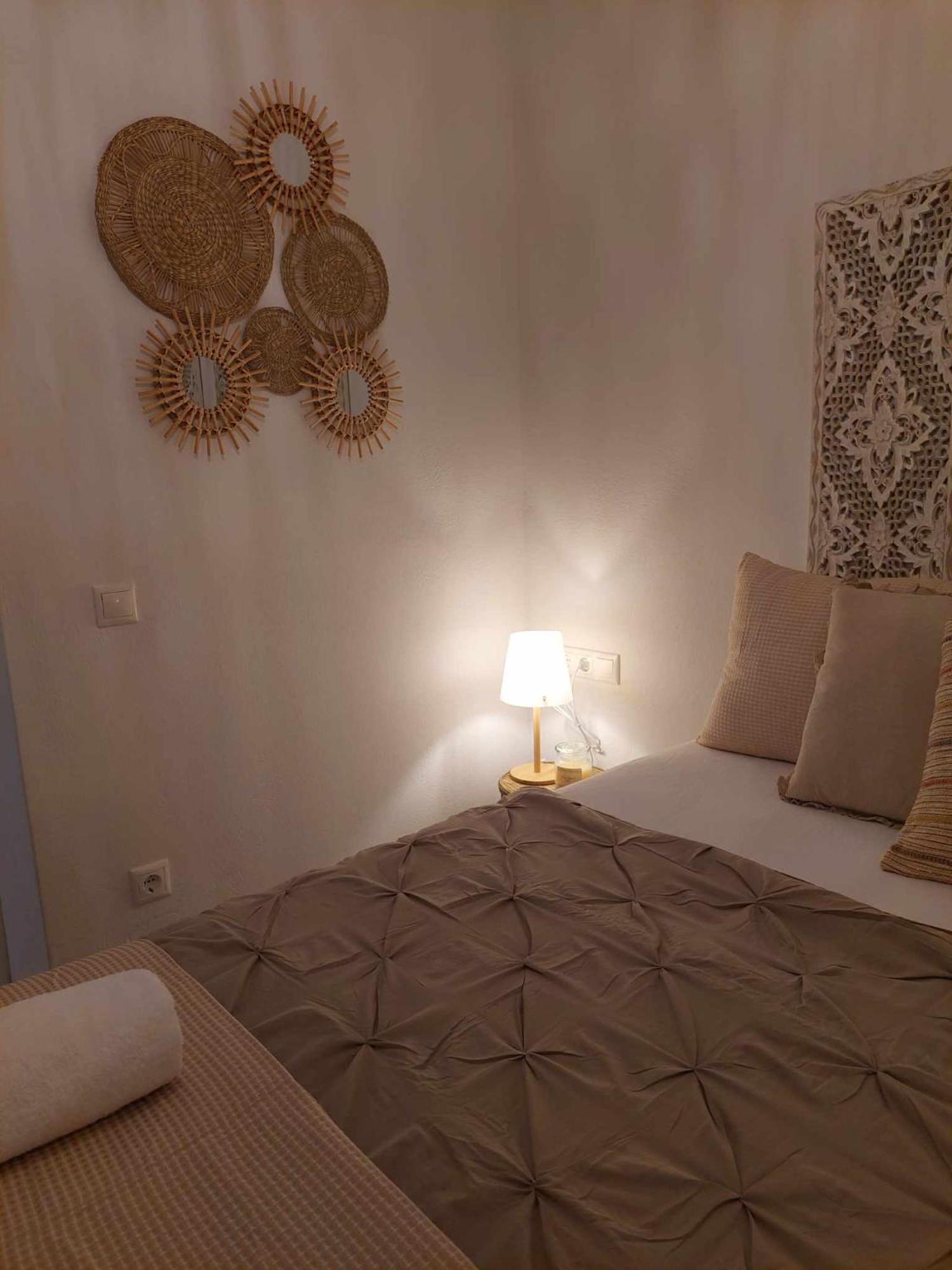 Maya Apartments, Modern And Convenient Apartments With Private Parking Skiathos-stad Buitenkant foto
