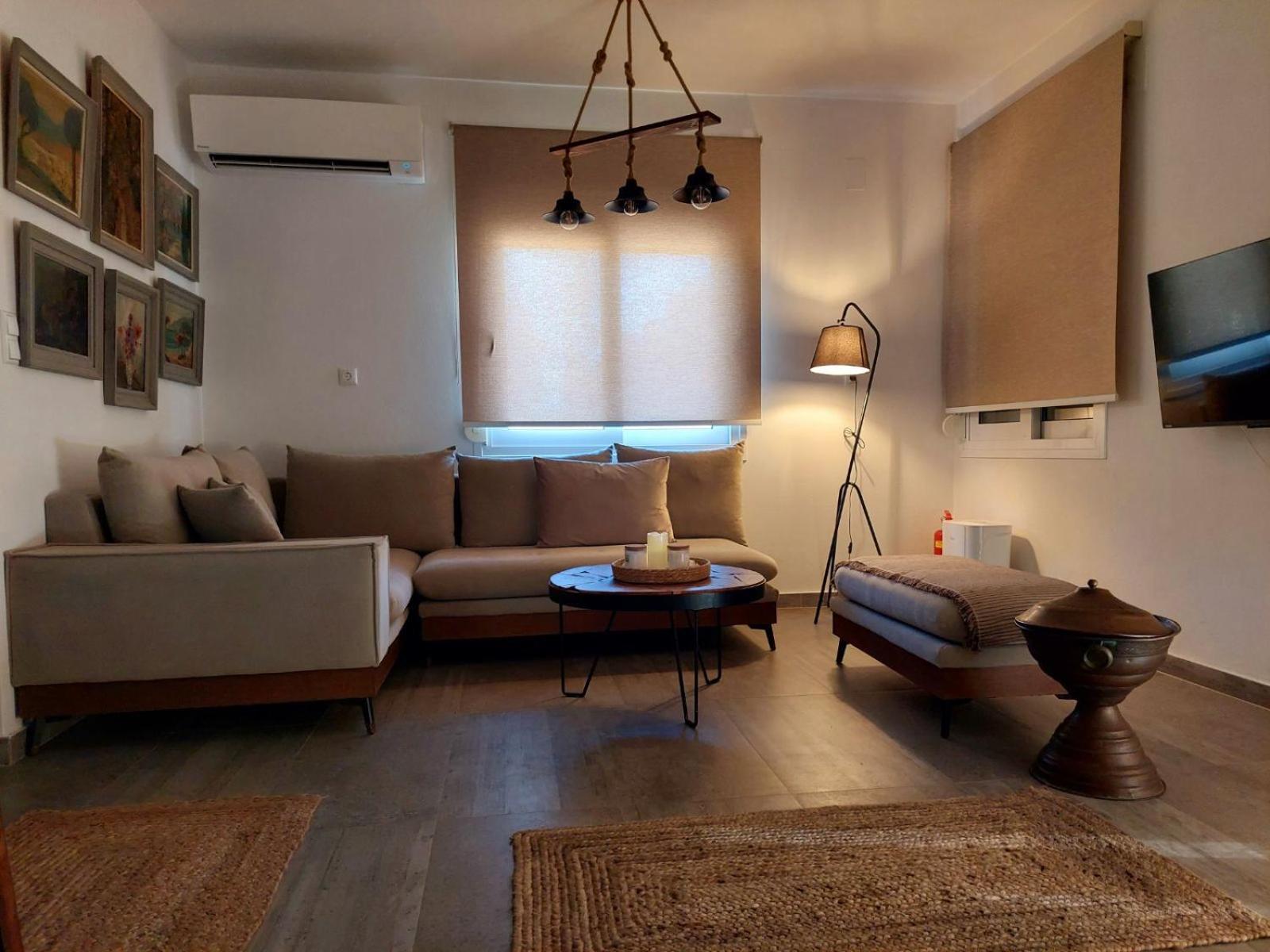 Maya Apartments, Modern And Convenient Apartments With Private Parking Skiathos-stad Buitenkant foto